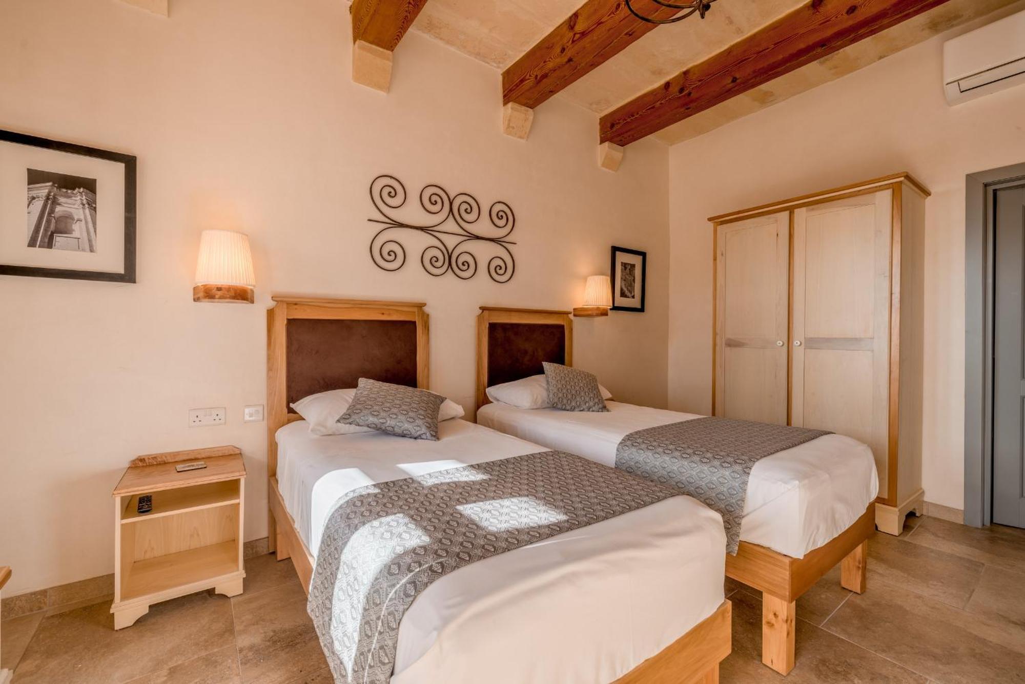 Mulberries Hotel Zabbar Exterior photo