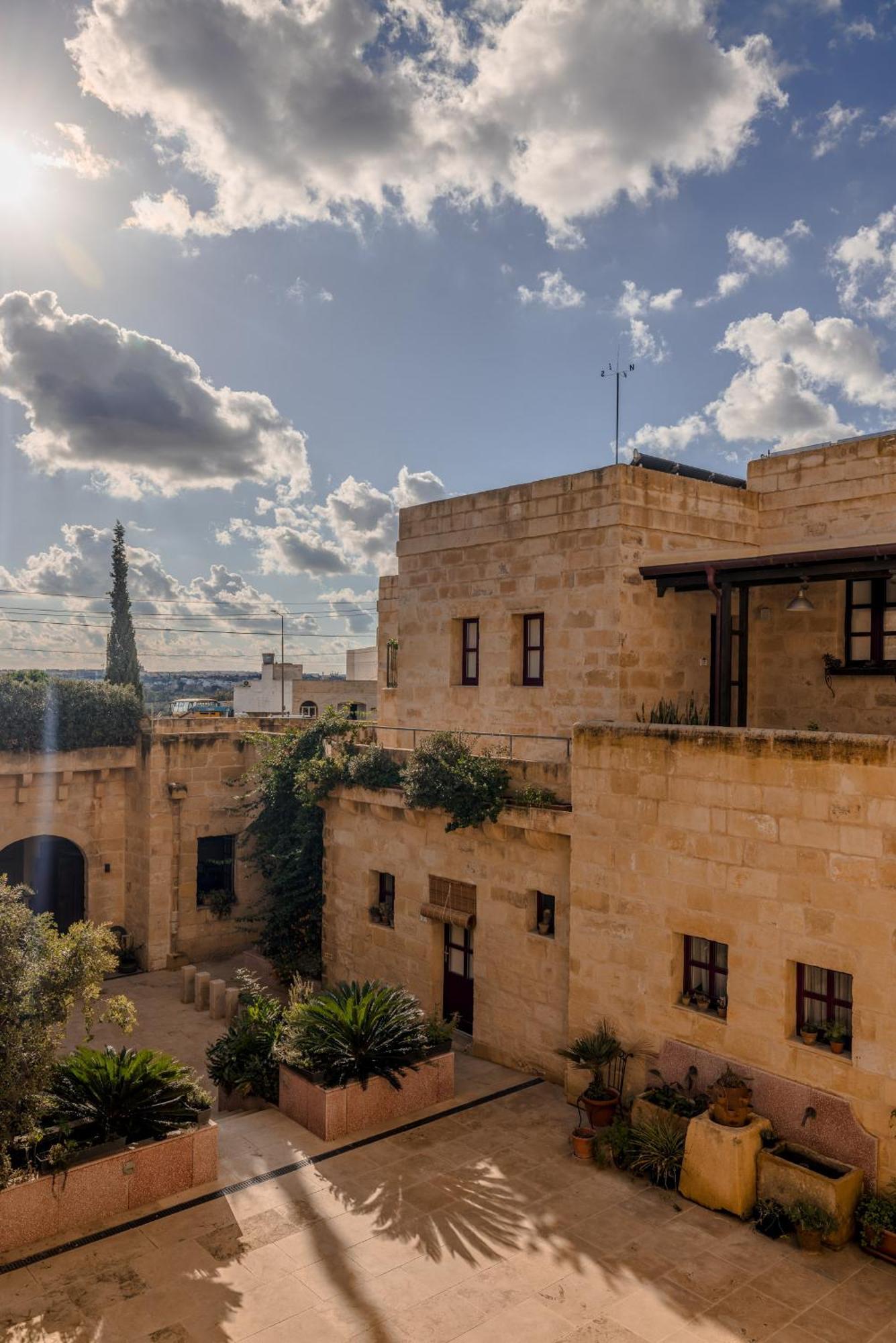 Mulberries Hotel Zabbar Exterior photo